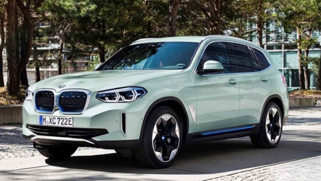 BMW iX3 2026